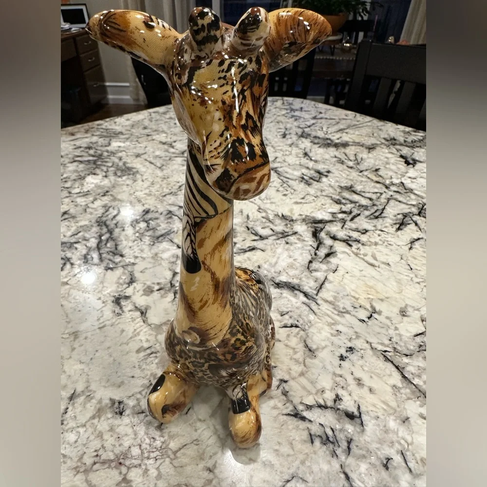 EUC La Vie Safari Decoupage Porcelain Elephant and Giraffe Figurine Set - Picture 10 of 11